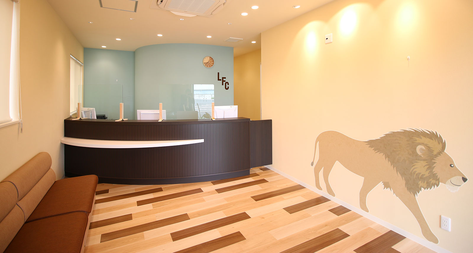 らいおねるファミリークリニックの受付写真